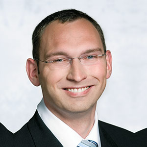 Prof. Dr. Tim Jesgarzewski - 
Vorsitzender des Aufsichtsrates